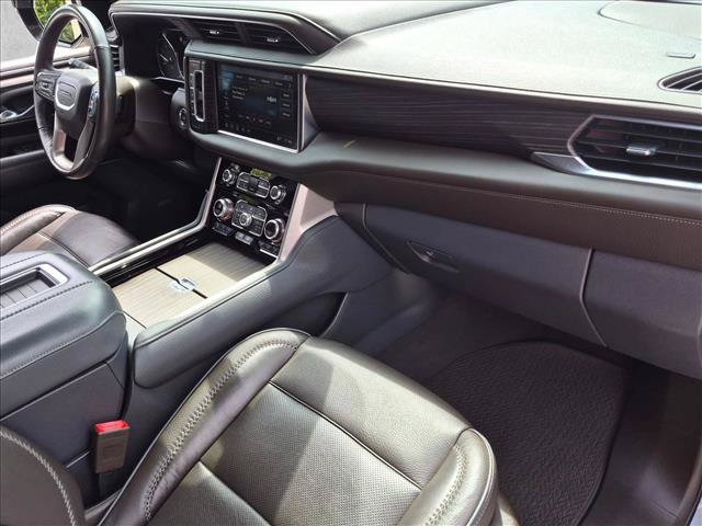 Used 2021 GMC Yukon Denali w/ Denali Premium Package AWD/4WD image 20