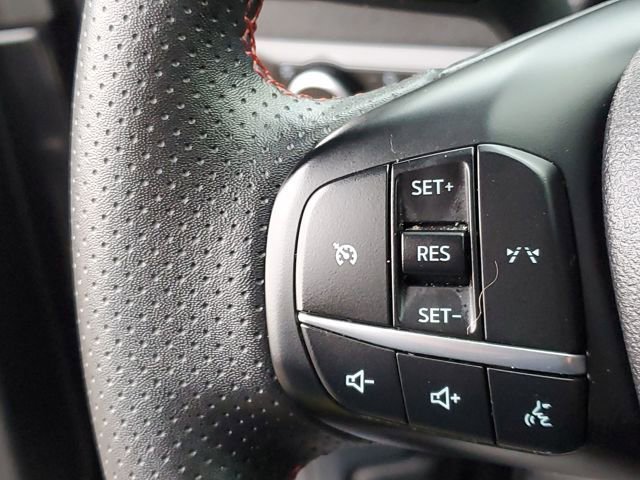 Used 2025 Ford Escape ST-Line image 11