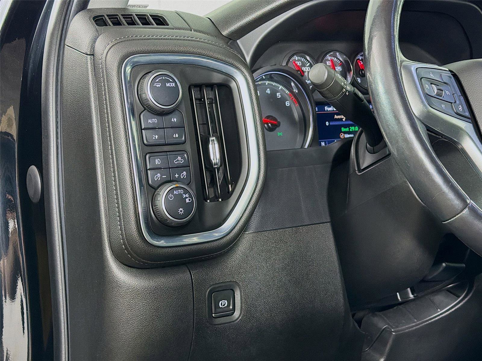 Used 2020 Chevrolet Silverado 1500 RST w/ True North Edition AWD/4WD image 10