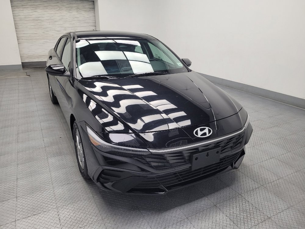 Used 2024 Hyundai Elantra SE FWD image 14