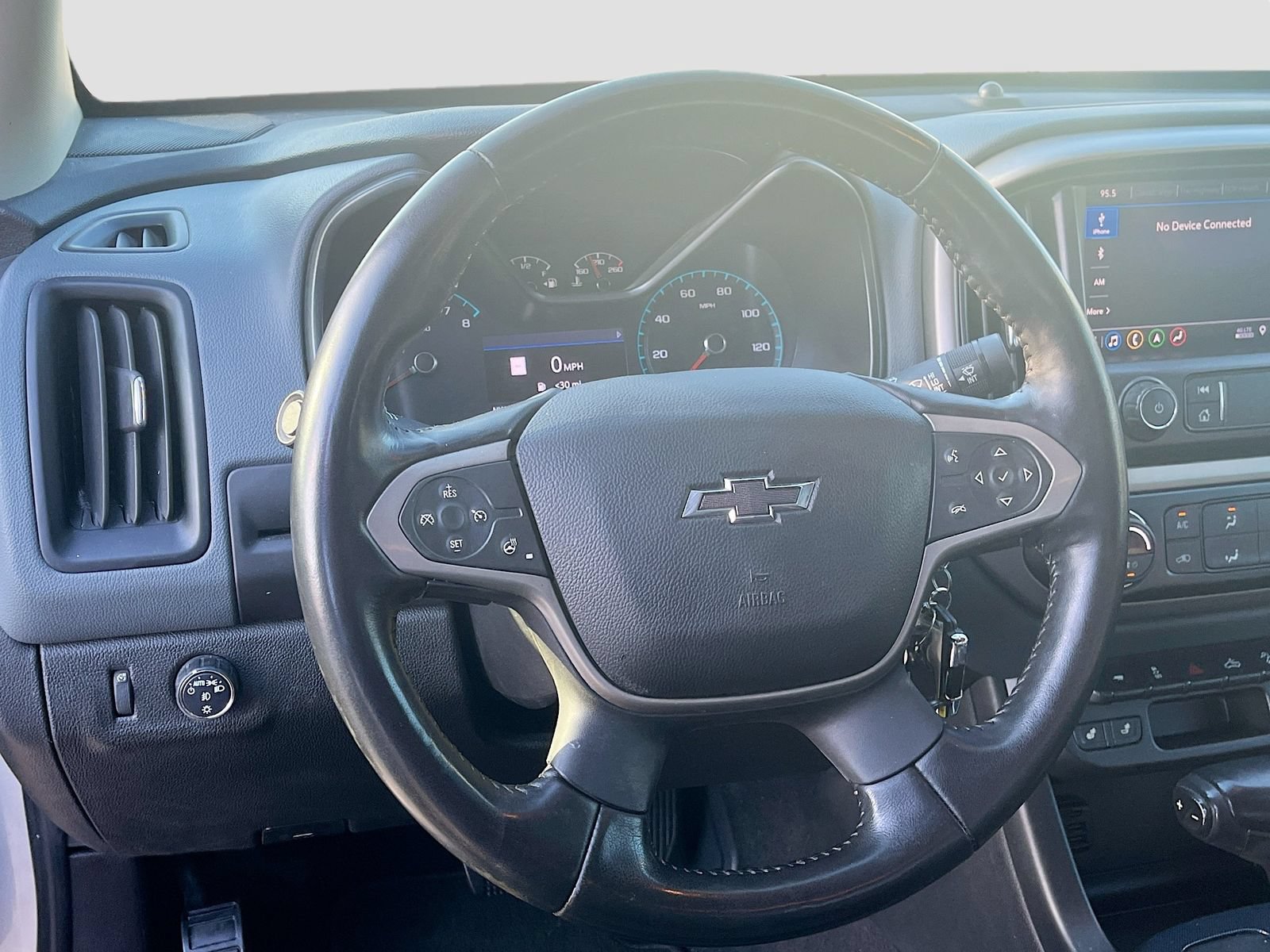 Used 2020 Chevrolet Colorado Z71 RWD image 10