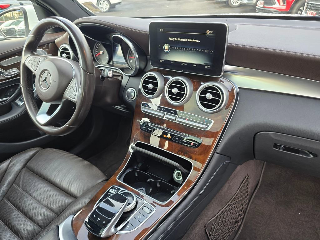 Used 2017 Mercedes-Benz GLC 300 4MATIC image 10