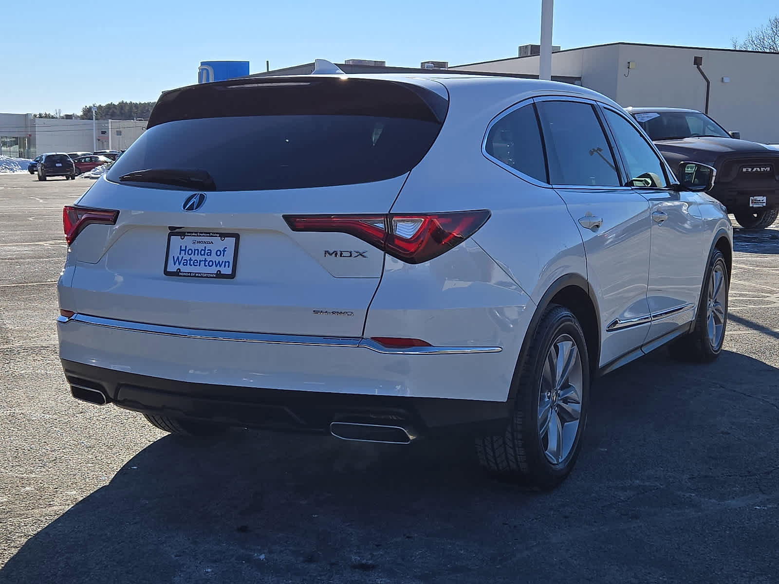 Used 2023 Acura MDX SH-AWD image 5