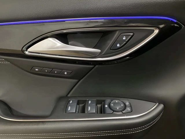 Used 2024 Buick Envision Preferred AWD/4WD image 28