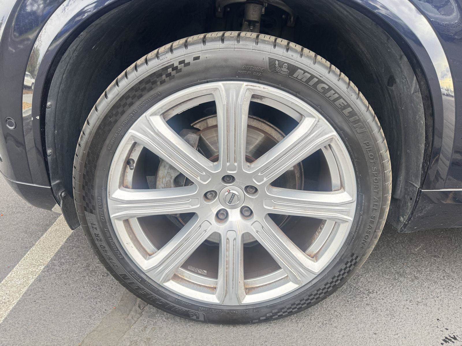Used 2017 Volvo XC90 T6 Inscription w/ Vision Package AWD/4WD image 9