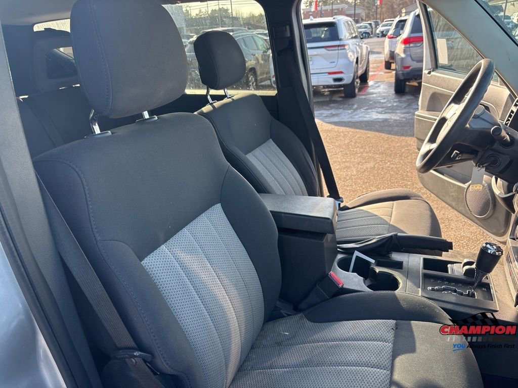 Used 2010 Jeep Liberty Sport w/ Popular Equipment Group image 29