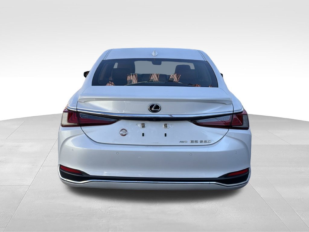Used 2022 Lexus ES 250 w/ Premium Package AWD/4WD image 6