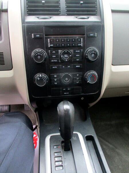 Used 2012 Ford Escape XLS image 12