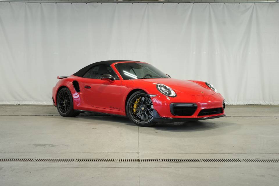 Used 2019 Porsche 911 Turbo image 9