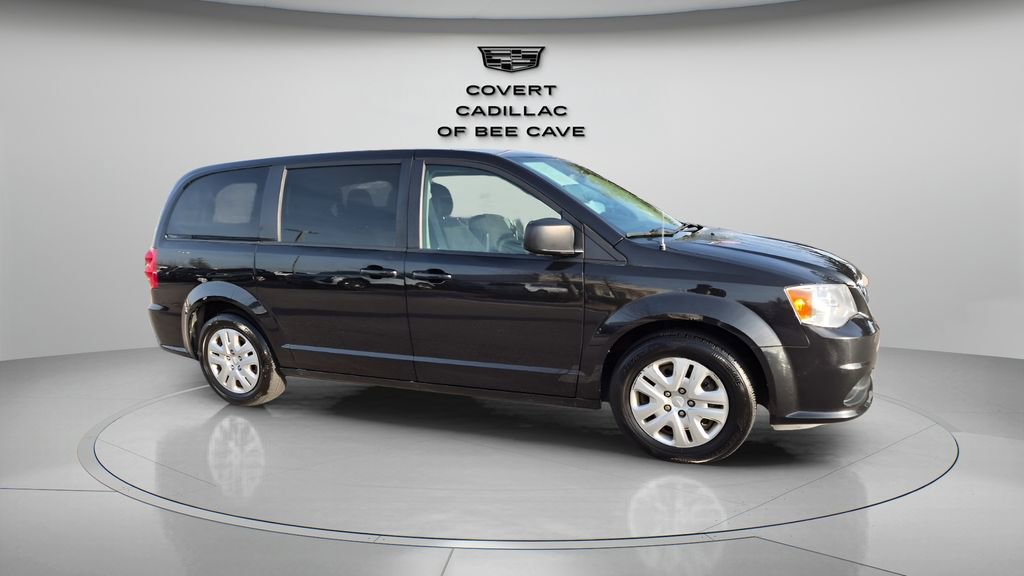 Used 2018 Dodge Grand Caravan SE w/ UConnect Hands-Free Group image 12