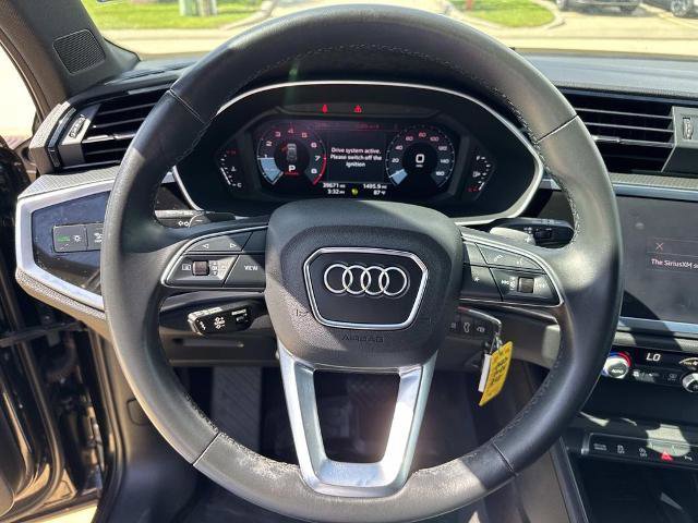 Used 2022 Audi Q3 2.0T Premium Plus w/ Premium Plus Package AWD/4WD image 25