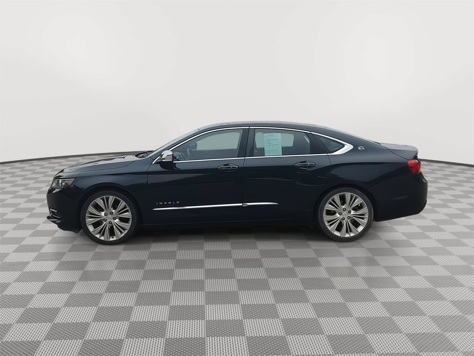 Used 2015 Chevrolet Impala LTZ FWD image 23
