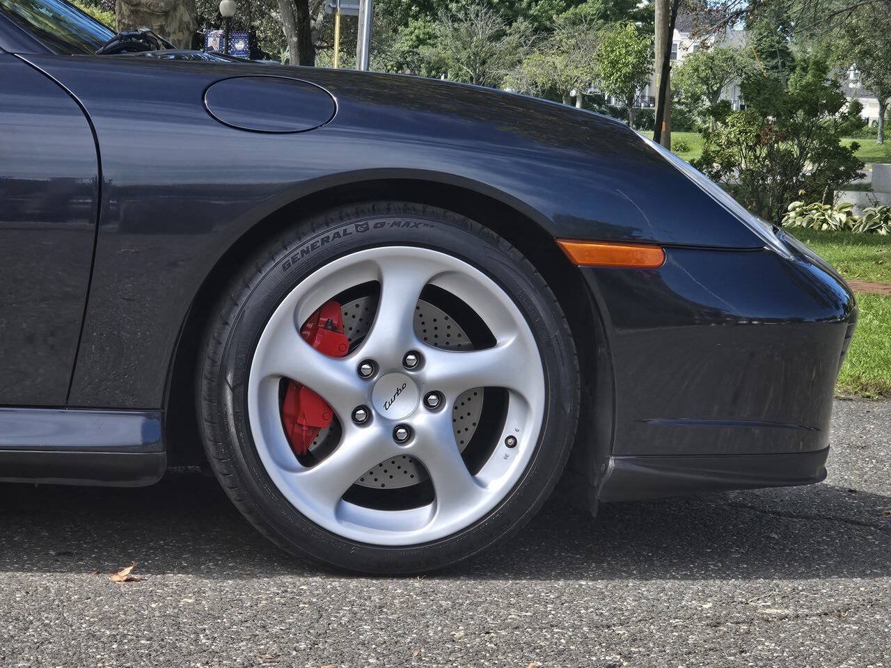 Used 2004 Porsche 911 Turbo AWD/4WD image 6