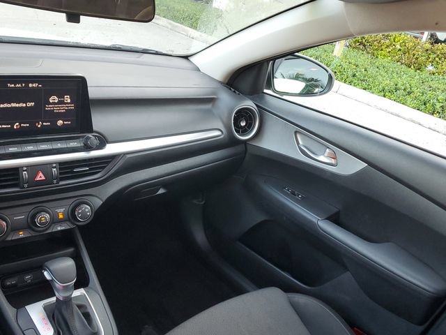 Certified 2023 Kia Forte LXS FWD image 15
