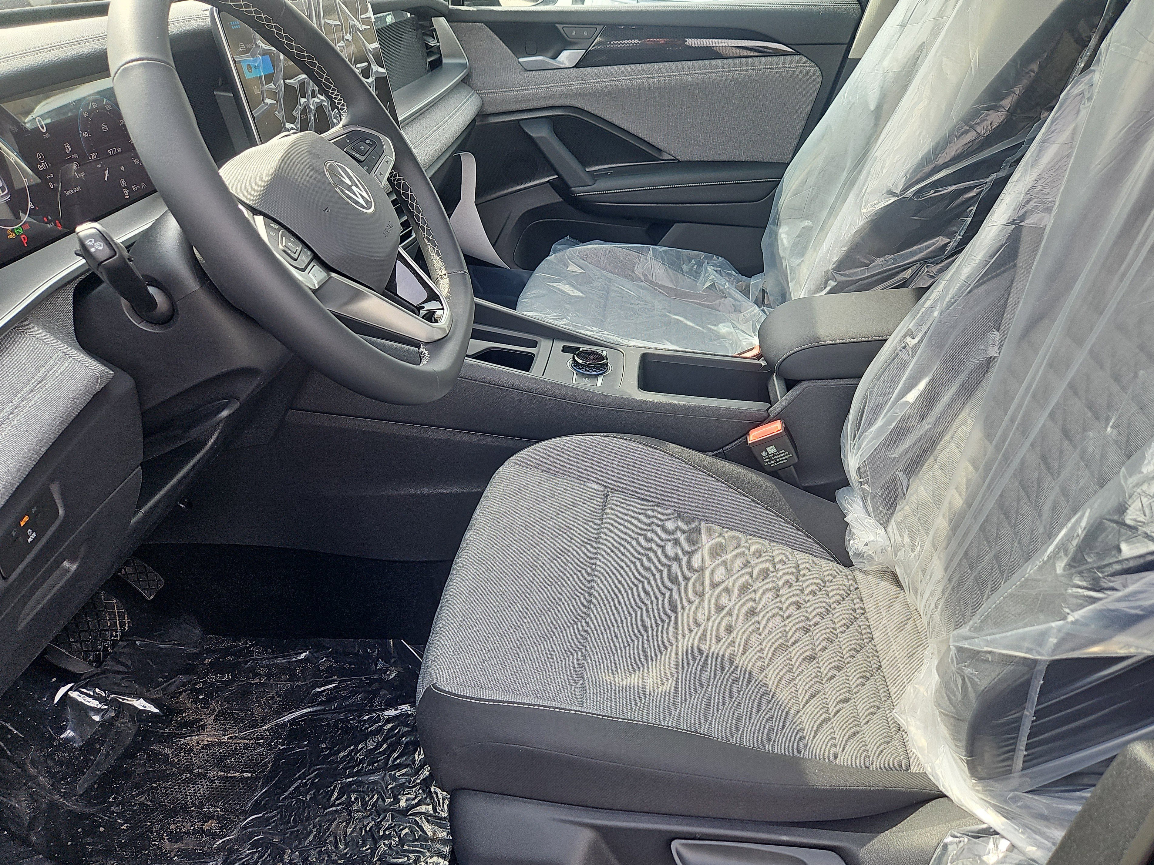 New 2026 Volkswagen Tiguan S image 15