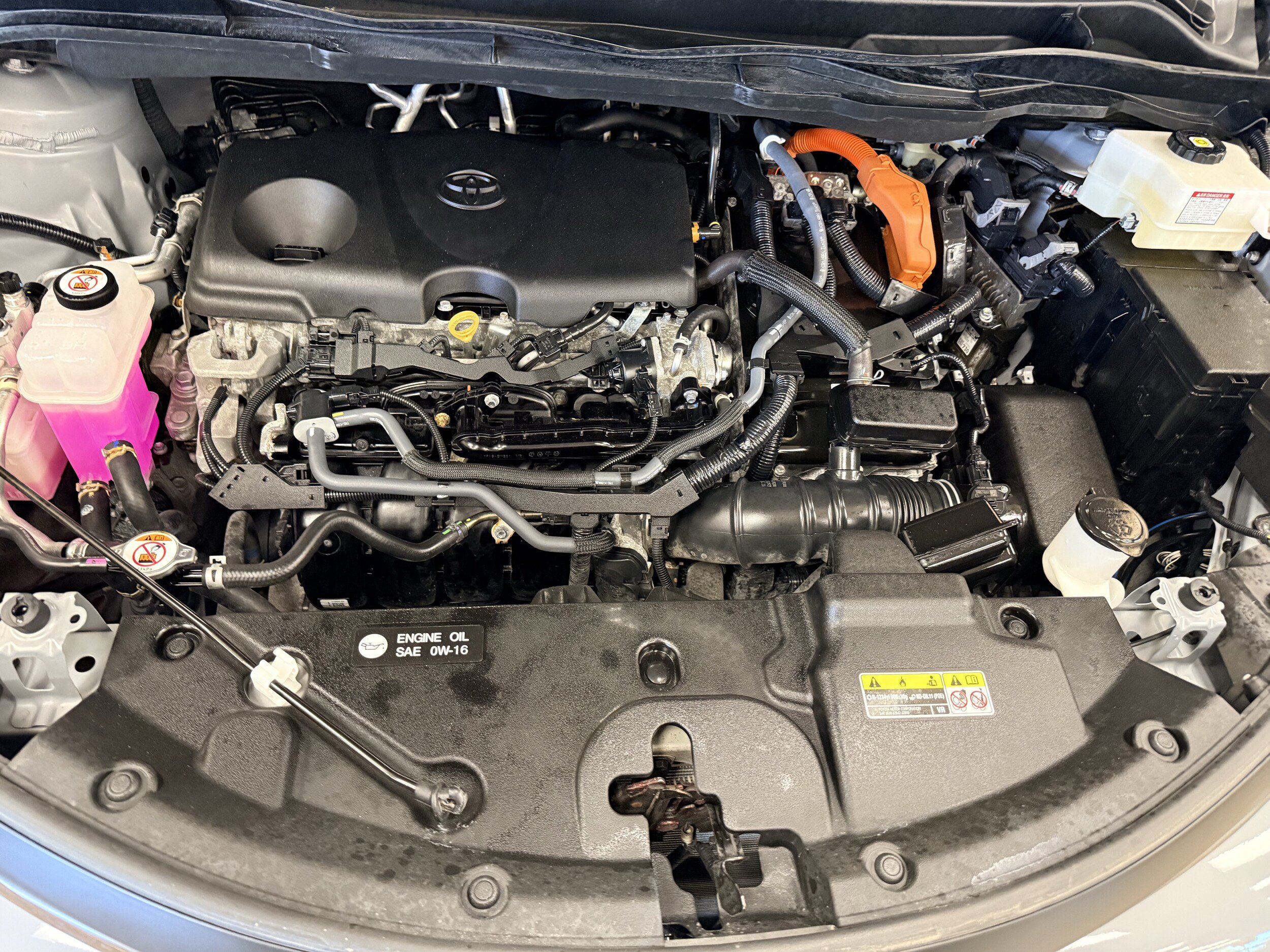 Used 2024 Toyota Sienna XLE Woodland Edition AWD/4WD image 33
