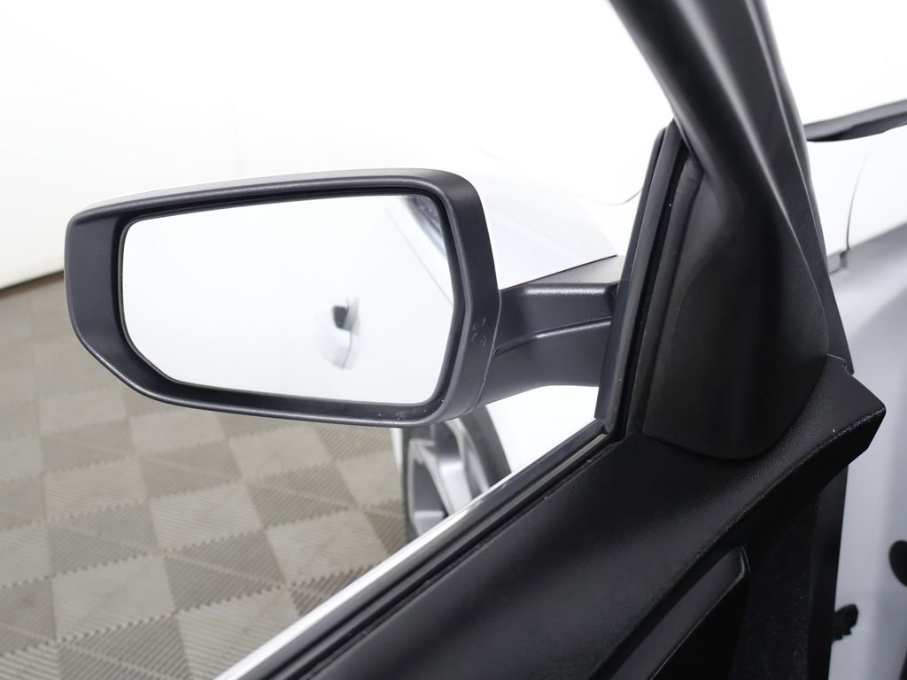 Used 2020 Chevrolet Malibu LT image 28