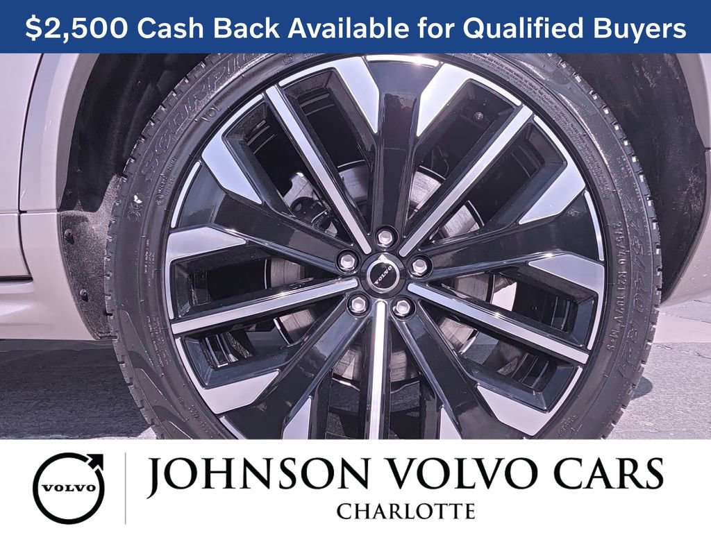 New 2026 Volvo XC90 B6 Ultra w/ Protection Package image 38