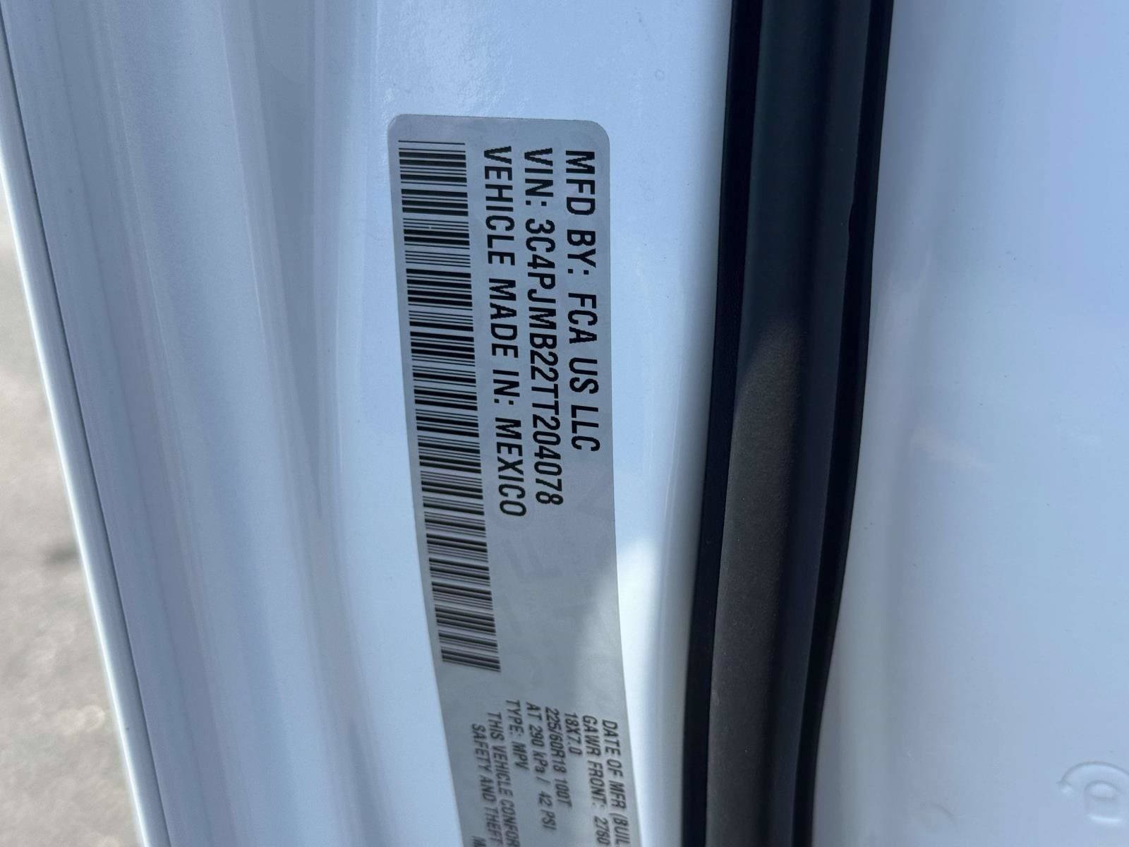Used 2026 Jeep Cherokee Limited AWD/4WD image 31
