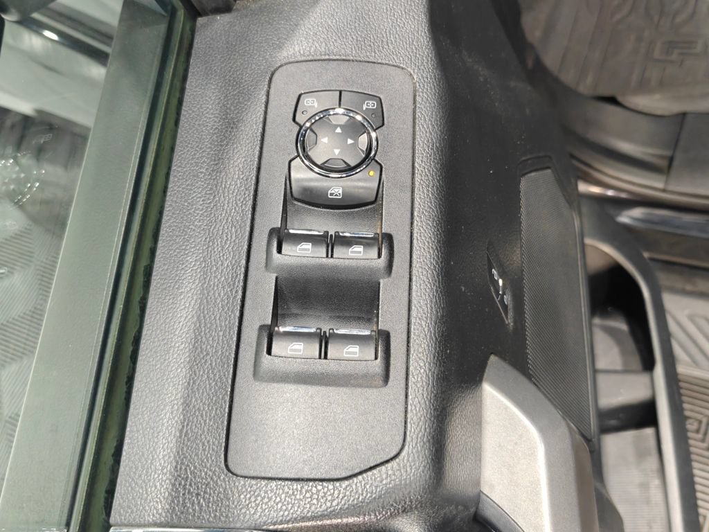 Used 2016 Ford F150 XLT w/ Equipment Group 302A Luxury AWD/4WD image 45