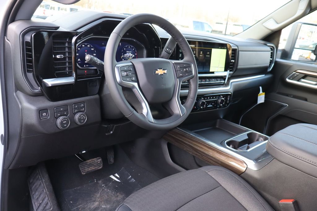 New 2026 Chevrolet Silverado 3500 LT w/ All Star Edition image 5