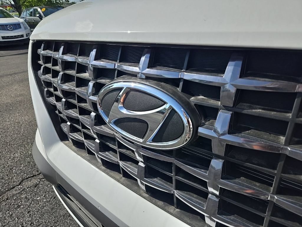 New 2026 Hyundai Venue SEL FWD image 17