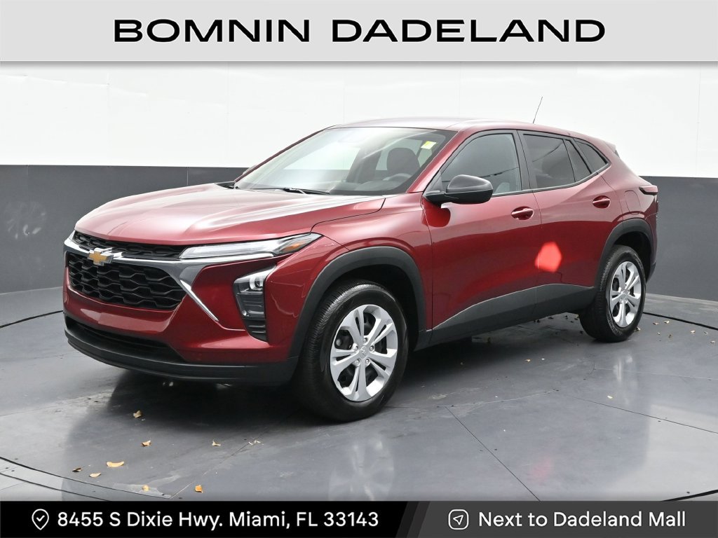 Used 2025 Chevrolet Trax LS