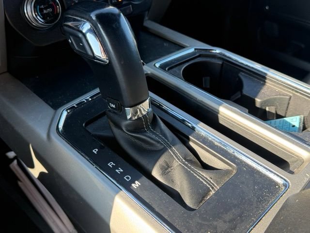 Used 2019 Ford F150 Lariat w/ Equipment Group 502A Luxury AWD/4WD image 31