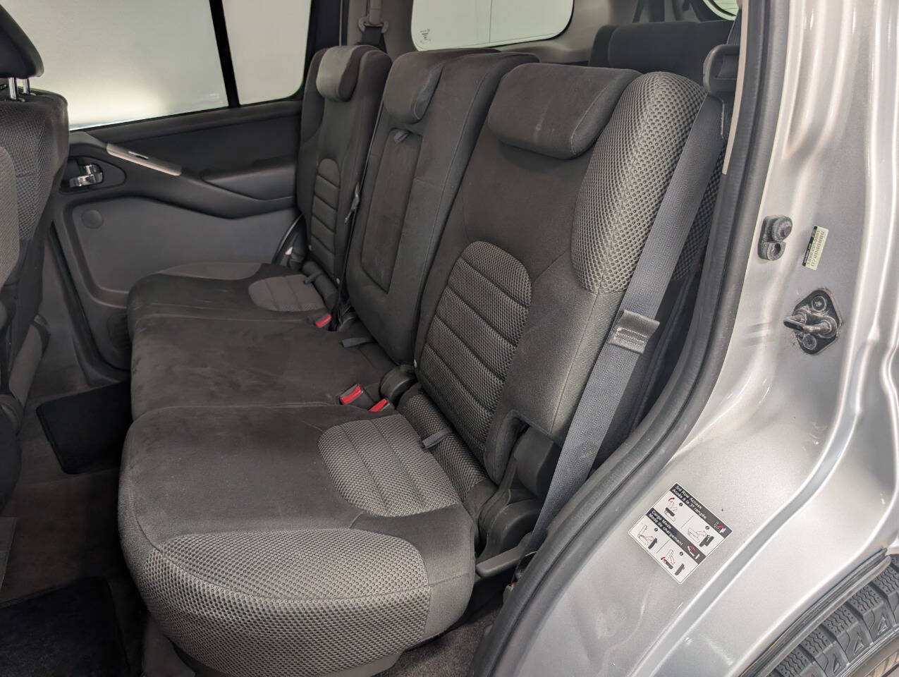 Used 2011 Nissan Pathfinder S AWD/4WD image 13