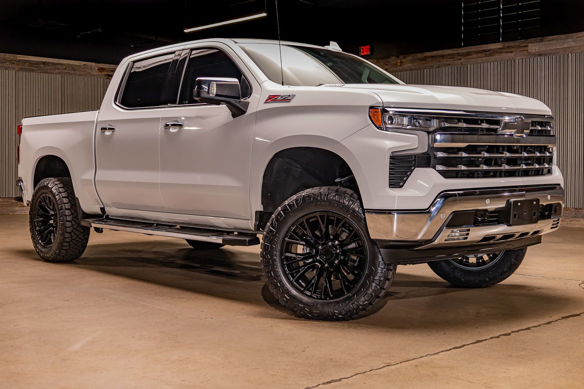 Used 2023 Chevrolet Silverado 1500 LTZ