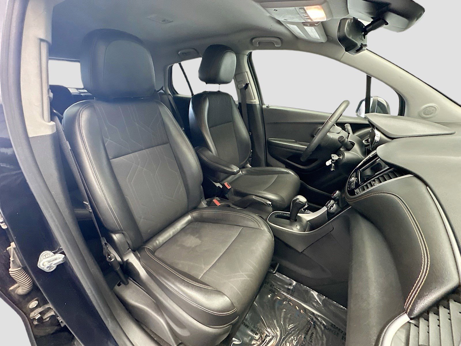 Used 2021 Chevrolet Trax LT image 20