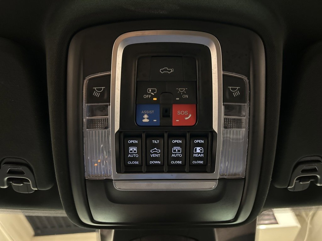 Used 2023 RAM 1500 Limited w/ Body Color Bumper Group image 26