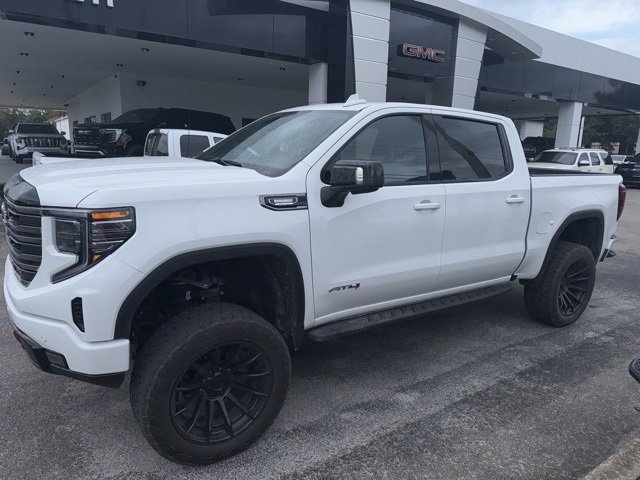 Used 2025 GMC Sierra 1500 AT4 w/ AT4 Premium Package