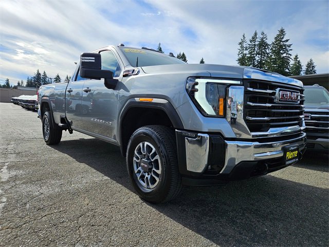 Used 2024 GMC Sierra 2500 SLE w/ SLE Convenience Package image 2