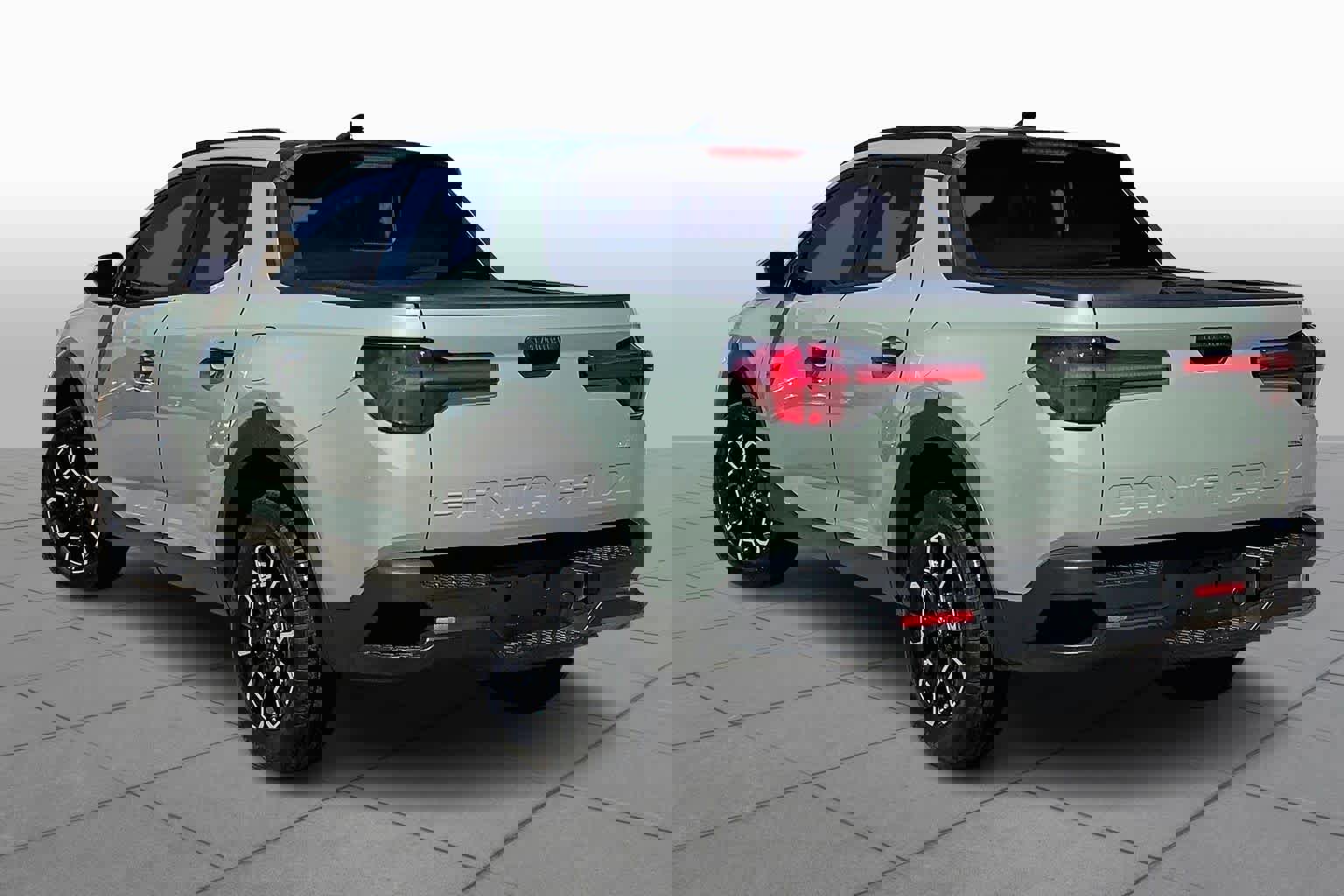 Used 2024 Hyundai Santa Cruz SEL w/ Activity Package image 12