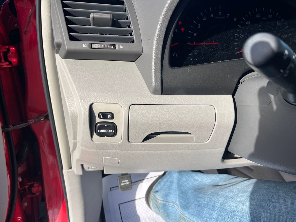 Used 2009 Toyota Camry LE image 13