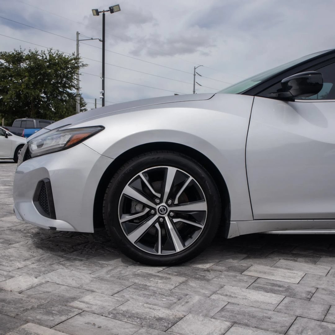 Used 2020 Nissan Maxima 3.5 S w/ Floor Mat Group FWD image 11