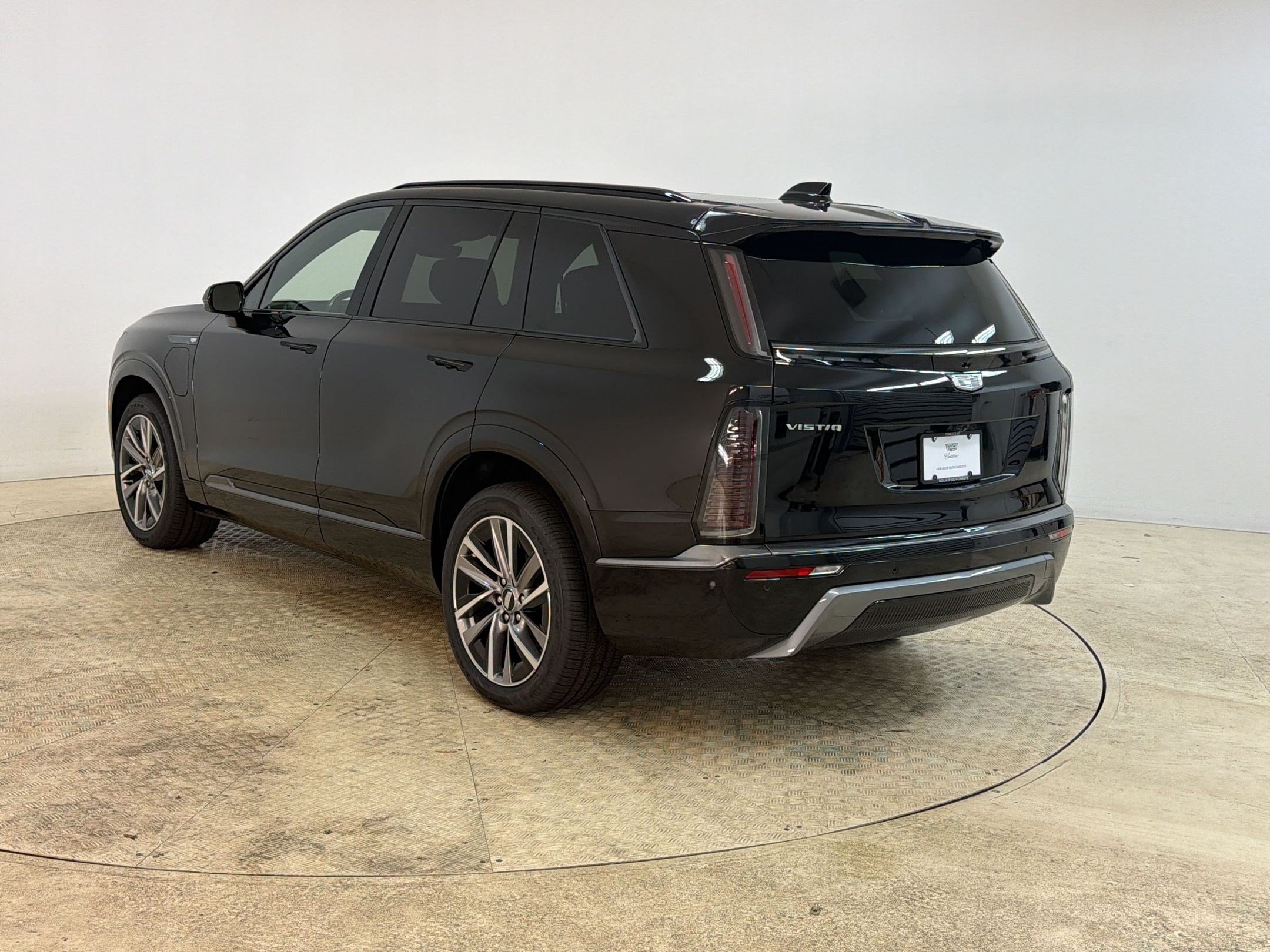 New 2027 Cadillac Vistiq Sport w/ LPO, Floor Liner Package AWD/4WD image 3
