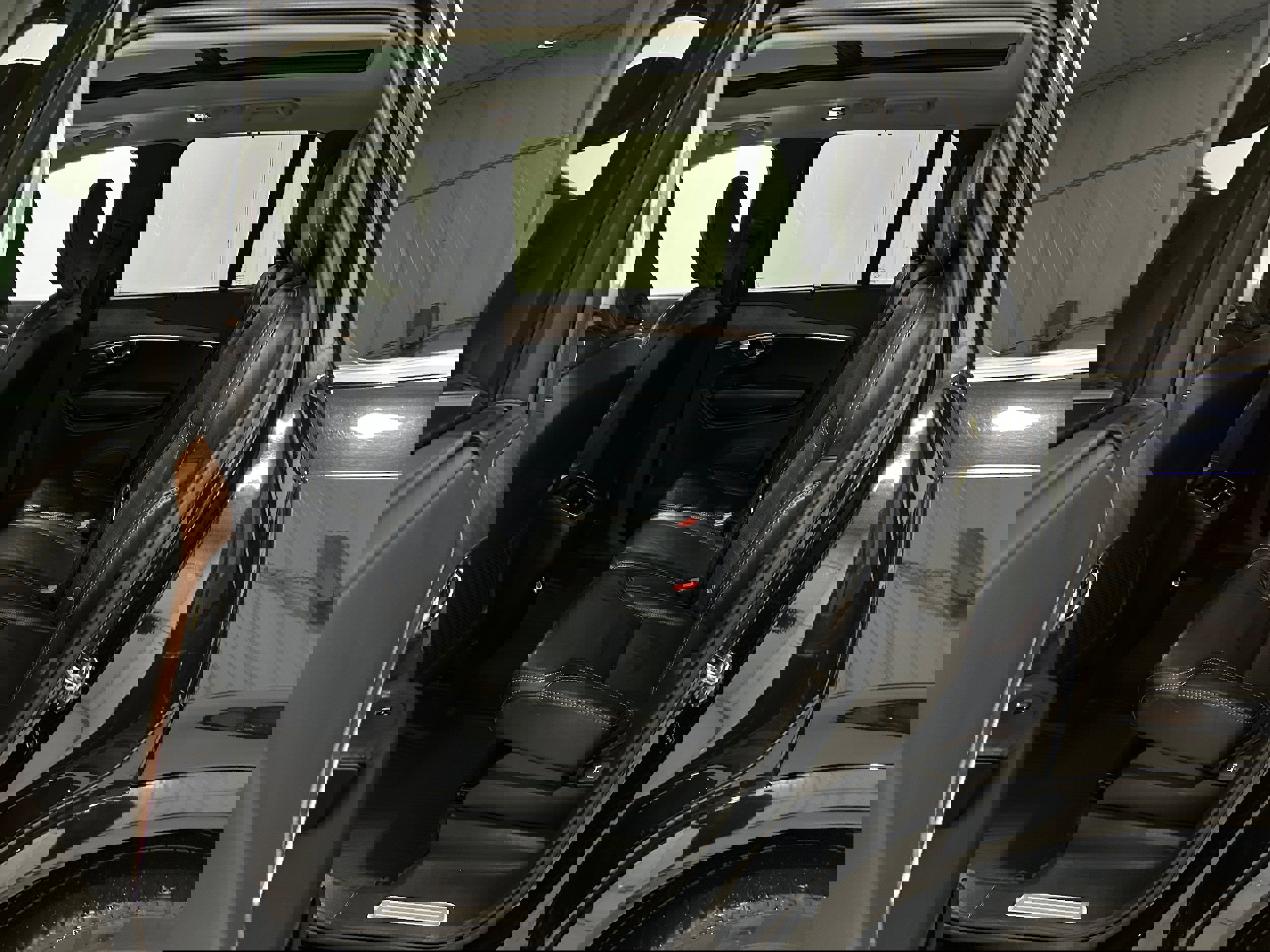 Used 2019 Volvo XC90 T6 Inscription w/ Advanced Package image 26