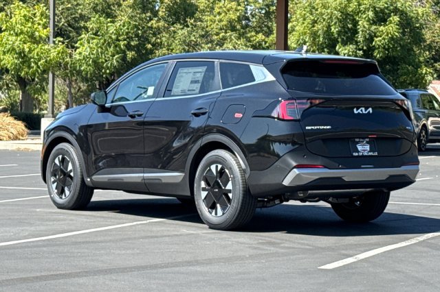 New 2027 Kia Sportage LX FWD image 7