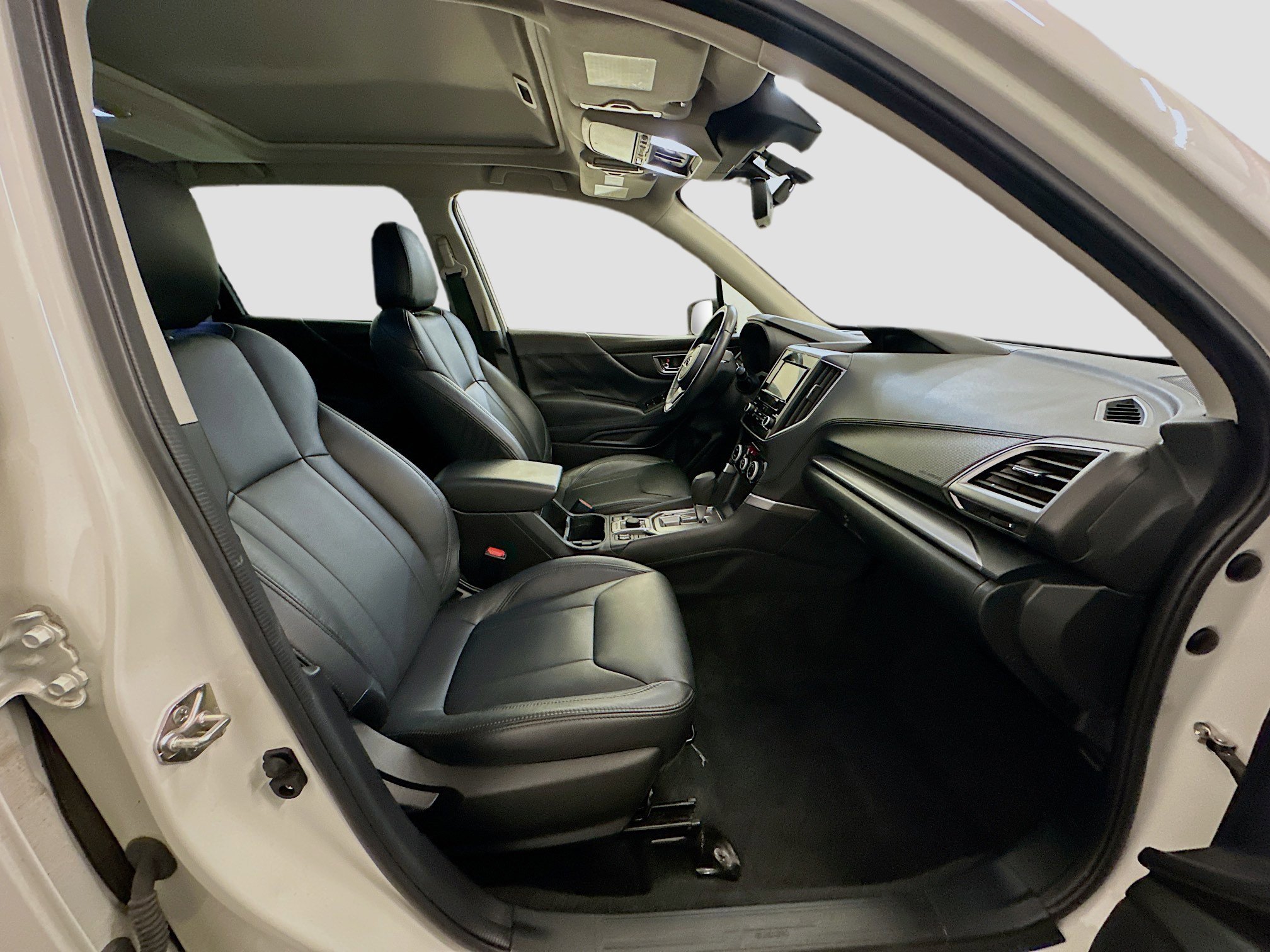 Used 2023 Subaru Forester Premium image 33