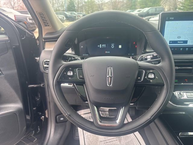 New 2026 Lincoln Corsair Premiere image 18