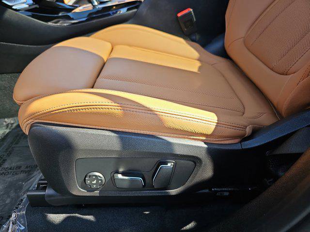 Certified 2024 BMW X3 sDrive30i w/ M Sport Package image 28
