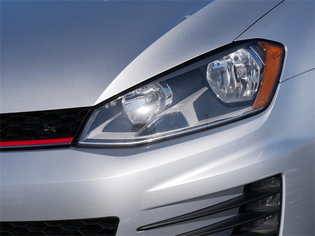 Used 2017 Volkswagen GTI S image 10