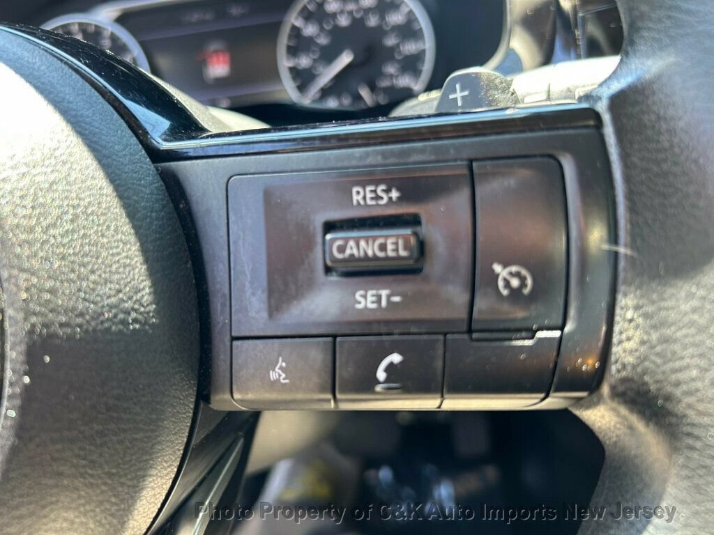 Used 2022 Nissan Pathfinder S AWD/4WD image 47