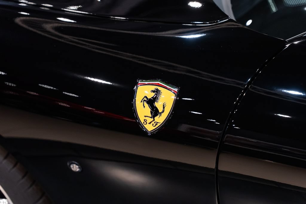 Used 2026 Ferrari Roma Spider RWD image 12