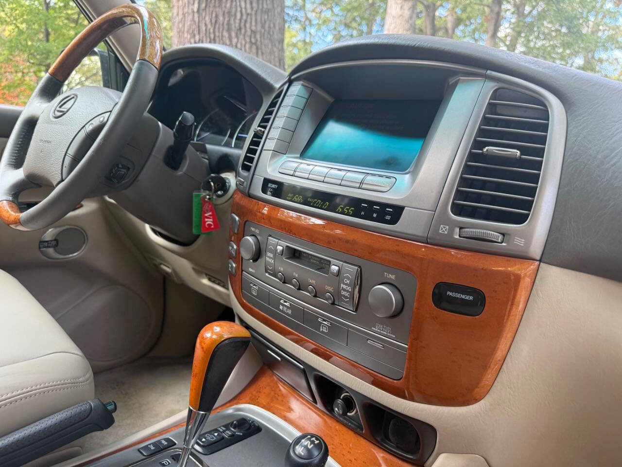 Used 2004 Lexus LX 470 4WD image 48