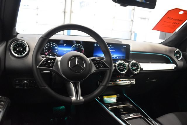 New 2026 Mercedes-Benz GLB 250 4MATIC image 23
