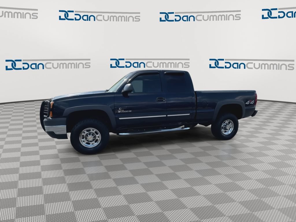 Used 2005 Chevrolet Silverado 2500 LS AWD/4WD image 5
