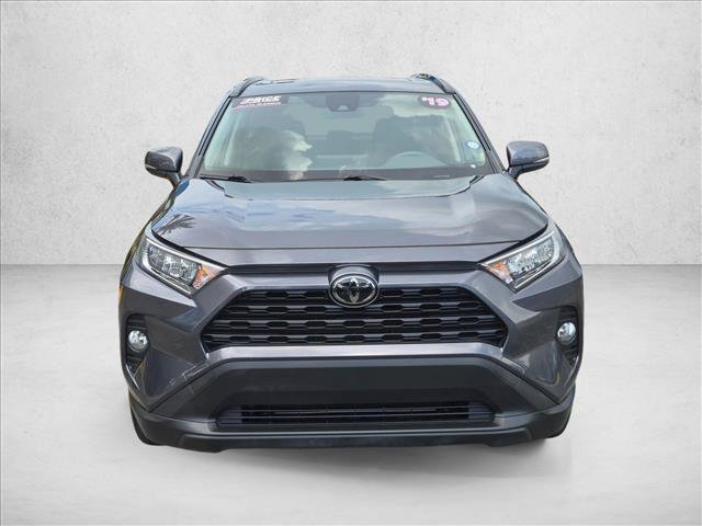 Used 2019 Toyota RAV4 XLE Premium FWD image 2